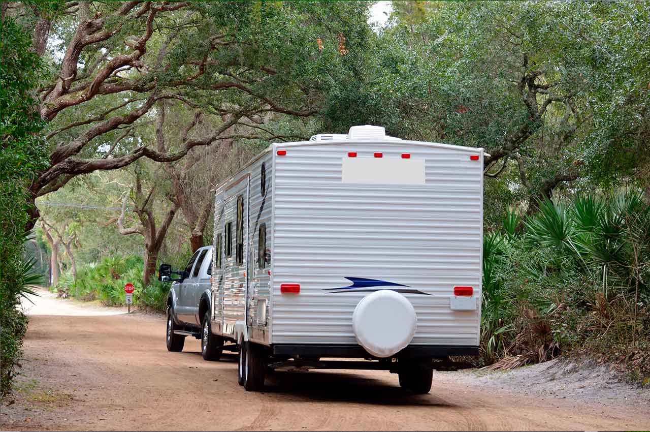 Guía Para Viajar En Caravana, ¡mira Qué Consejos! - Camping Villamar